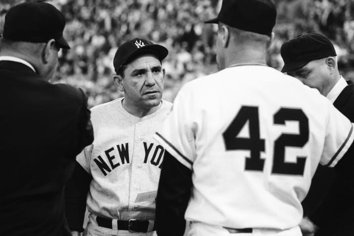 1964-yogi-berra-hank-bauer-079009931.jpg